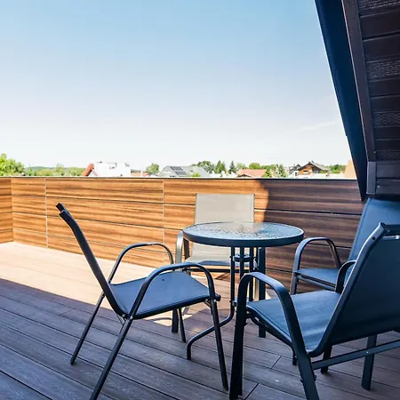 Laurent Apartman *